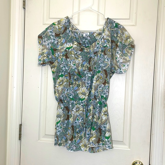 Green Floral Bohemian Stylish Summer Top With Elastic Waist Band Size Large - Picture 1 of 9